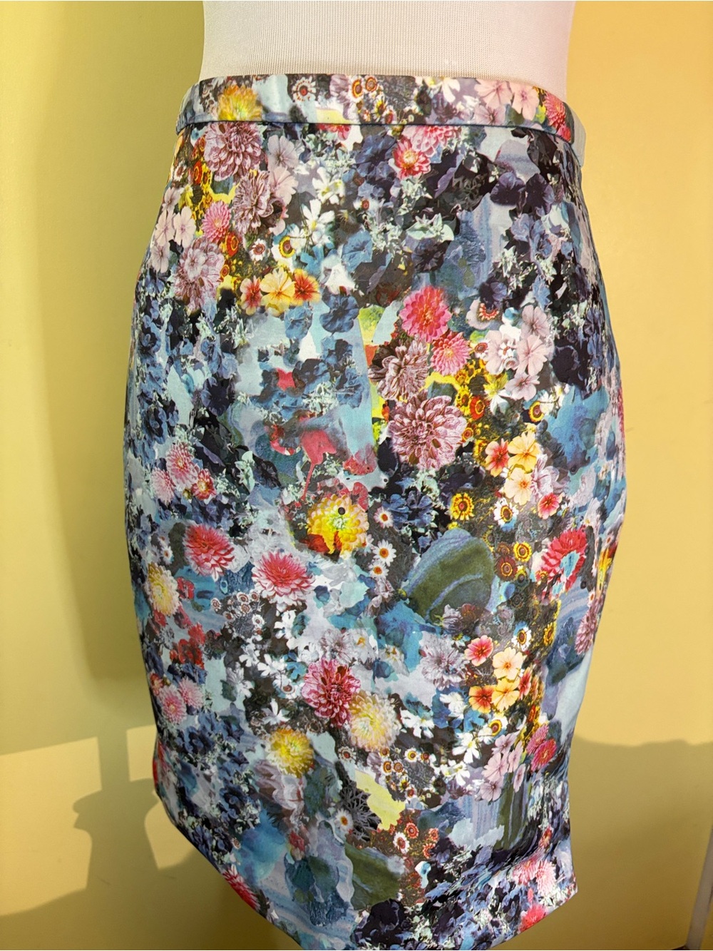 H&M  Multi Floral Pencil Skirt